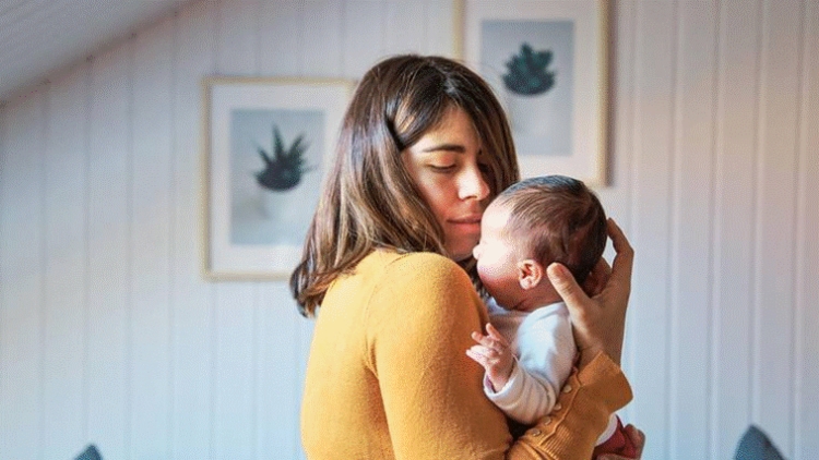 La experiencia posparto: cómo reconocer posibles complicaciones