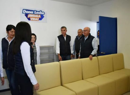 Entrega secretaria de salud federal infraestructura médica en Puebla