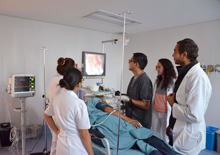 Realizar la endoscopia digestiva ayuda a detectar a tiempo tumores 