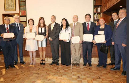 Premian a 10 investigadores del CINVESTAV por su innovación en la ciencia