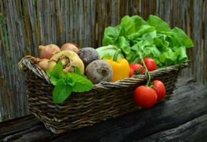 ¿Cuánto tiempo puede sobrevivir el coronavirus en los alimentos?
