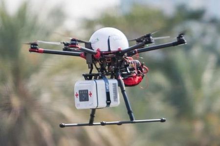 Los hospitales públicos de París y Nantes utilizarán drones para el envío de medicamentos