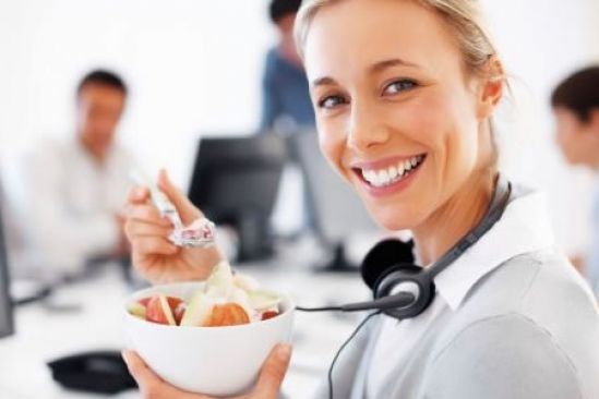 Seis tips prácticos para saber cómo comer cuando tienes una agenda llena