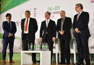 Industria garantiza el abastecimiento de medicamentos genéricos en México