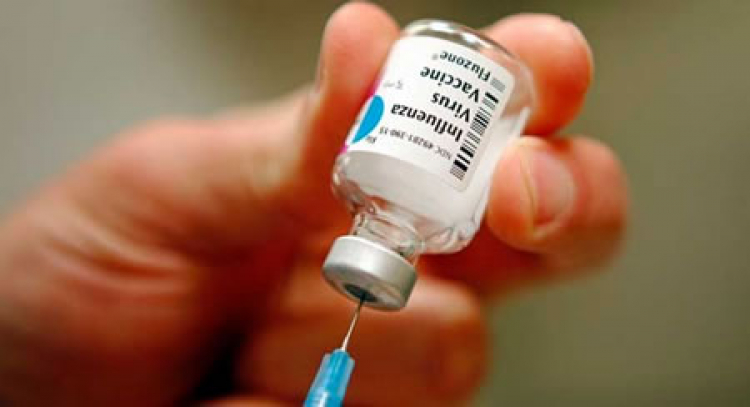 La importancia de protegerse contra el virus de la influenza en tiempos de COVID-19