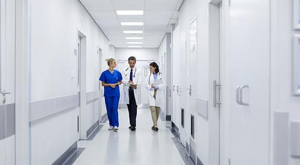 Cómo mejorar la atención al paciente y la seguridad en hospitales en épocas de constante cambio