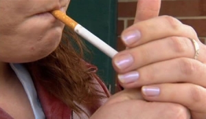Consumo de tabaco, de las principales causas del cáncer de lengua y garganta