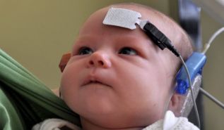 Qué hacer cuando un niño nace con pérdida auditiva