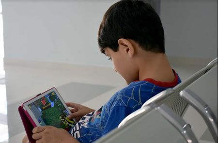 ¿Cómo saber si un niño padece adicción a los videojuegos?