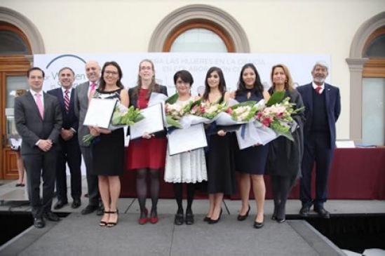 Reconocen talento, dedicación y esfuerzo de jóvenes científicas mexicanas