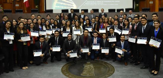 Instituto Científico Pfizer distingue la excelencia académica en Medicina