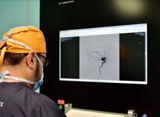 Especialistas lanzan campaña en redes sociales para prevenir infarto cerebral