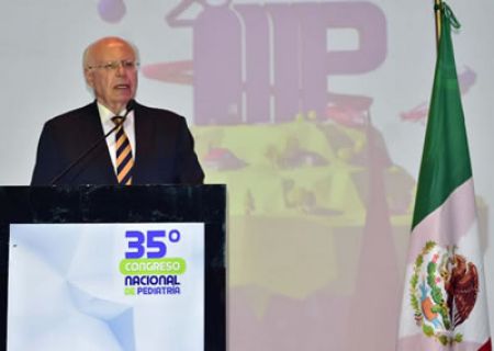 Salud y educación, la mejor inversión: Narro Robles    