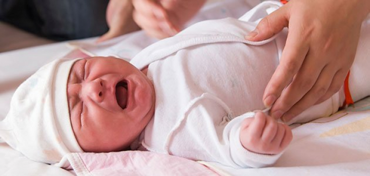 ¿Cómo reconocer que tu hijo está llorando por cólico?